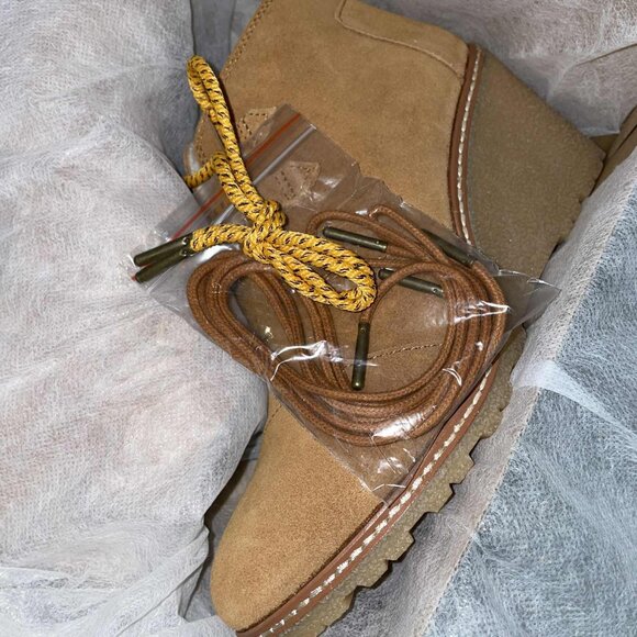 TOMS Desert Wedge Suede Boot - NEW IN BOX - Size 7.5 - Picture 8 of 8